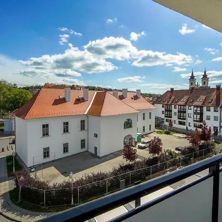 Illy Apartman Apartment *